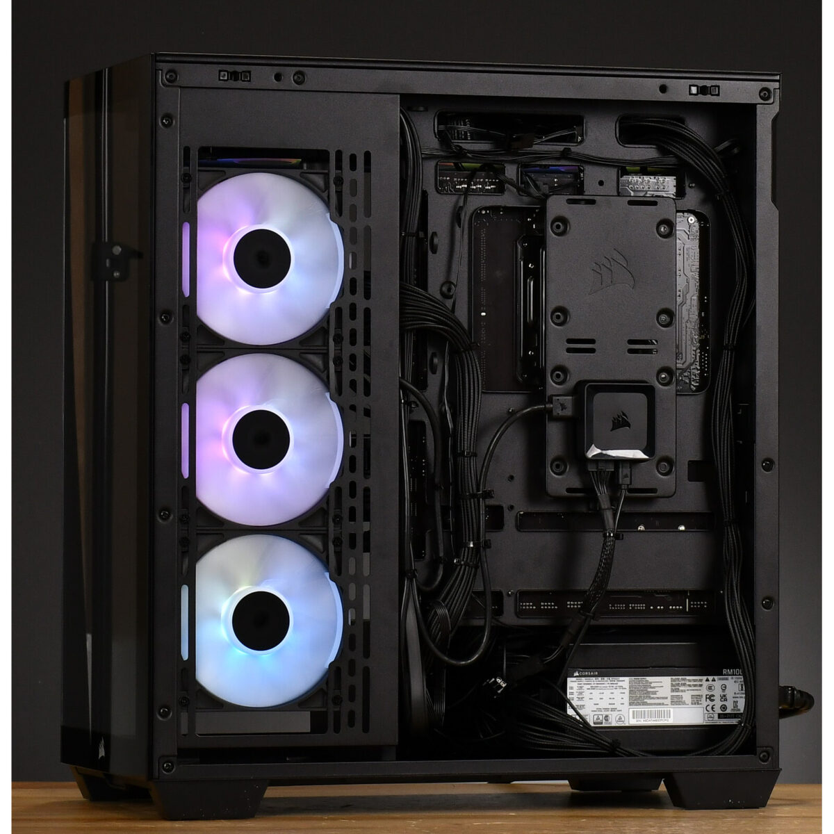 PC Gamer AMD Ryzen 7 9800X3D – 32 Go – SSD 2 To – GeForce RTX 5080 16 Go – Wi-Fi 6E – LAN 2.5 GbE – Windows 11 Famille – Image 2